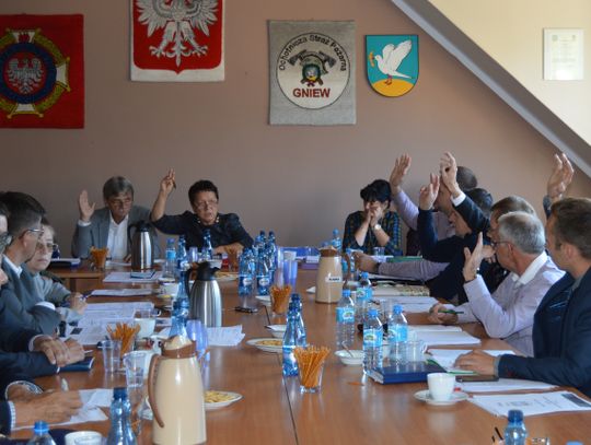 "Nie było przestępstwa." Śledczy umorzyli sprawę tzw. afery drogowej