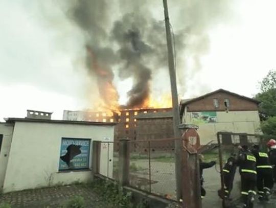 „Nie gasiliśmy tego co się pali. Ratowaliśmy sąsiednie obiekty”