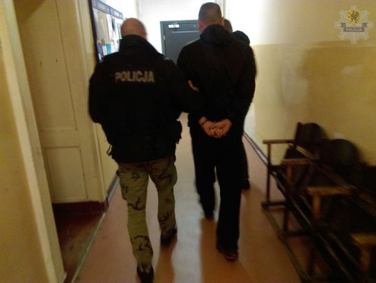 Nie sprzedali 35-latkowi piwa, więc ten wyciągnął nóż ...