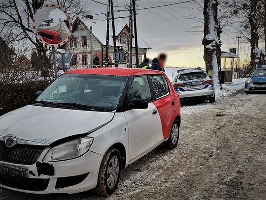 Nie ustąpił pierwszeństwa... radiowozowi. Do szpitala trafiło 2 policjantów!
