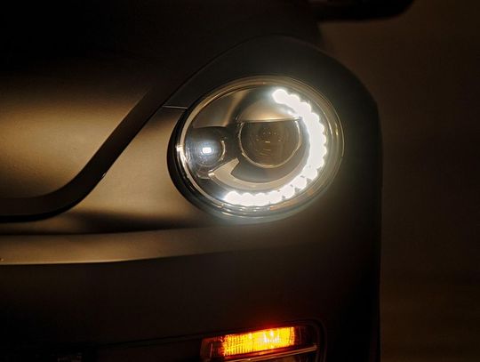 Nie widzisz – możesz nie dojechać! Policjanci sprawdzali oświetlenie aut