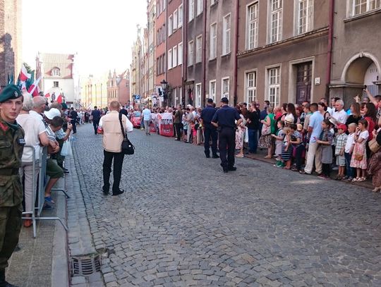 "Niech żyje Polska" Starogardzianie na uroczystościach pogrzebowych w Gdańsku 