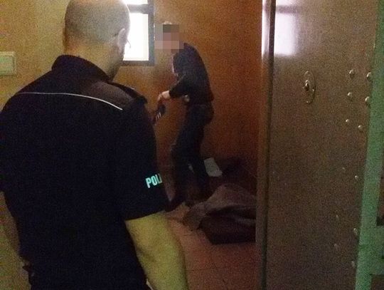 Nieletni grozili nastolatkowi nożem