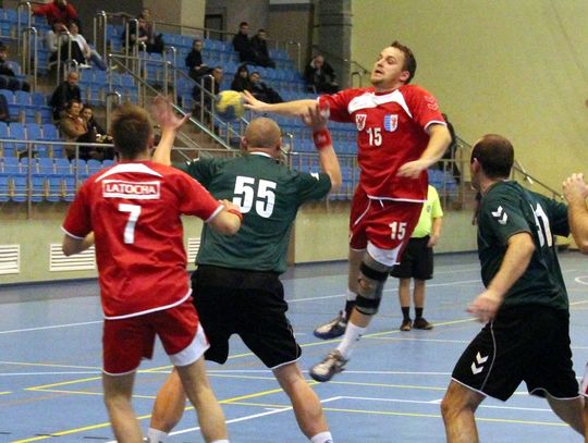 Nieobliczalni tczewianie - Latocha Sambor wygrał  z Gwardią