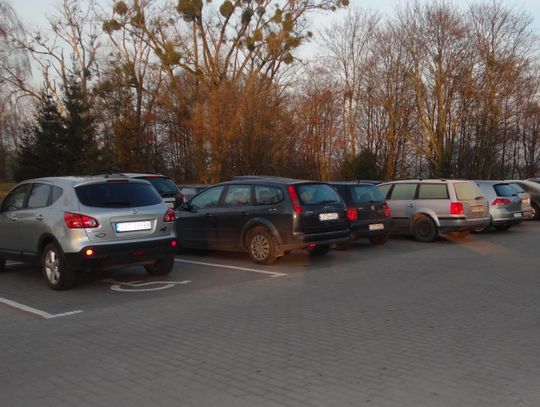 Niepełnosprawni będą parkować za darmo. Modernizacja parkingu przy szpitalu 