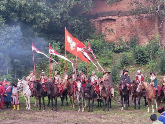 Niesamowite stroje z epoki, broń i emocje  z muszkieterami i husarią.  XXIV Festiwal Historyczny VIVAT VASA!