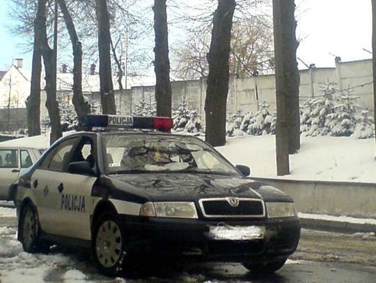 Nietrzeźwi rodzice - ucieczka przed policją