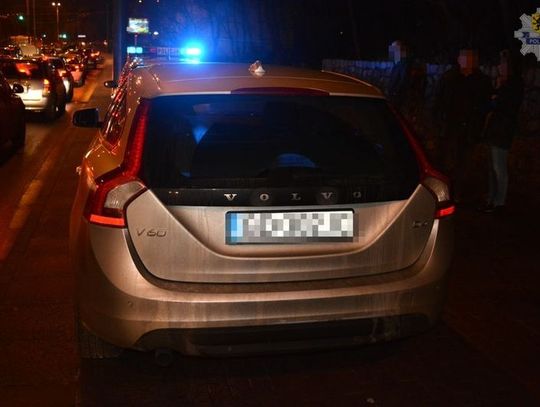 Nietrzeźwy kierowca spowodował kolizję na Al. Niepodległości