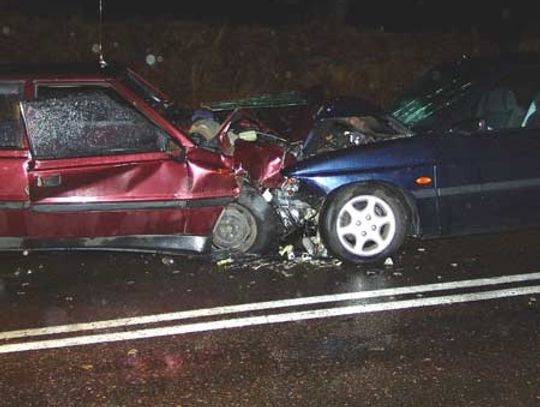 Nietrzeźwy sprawca wypadku. Czołowe zderzenie!