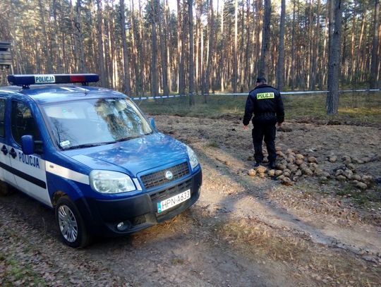 Niewybuch przy leśnej drodze pod Starogardem Gdańskim.
