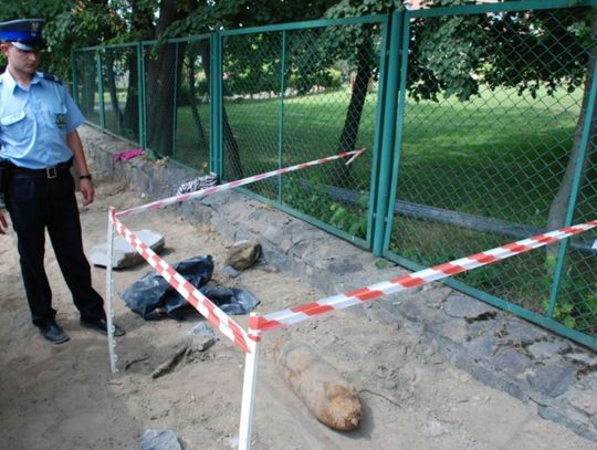 Niewybych przy ratuszu