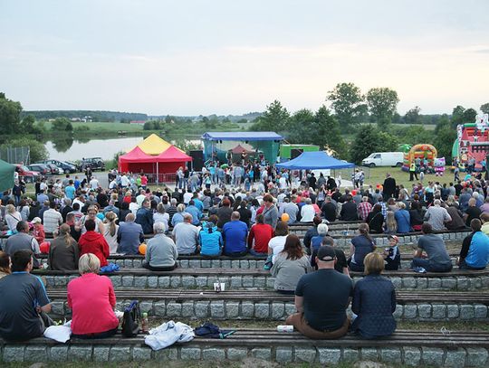 Noc Świętojańska nad jeziorem Kamień