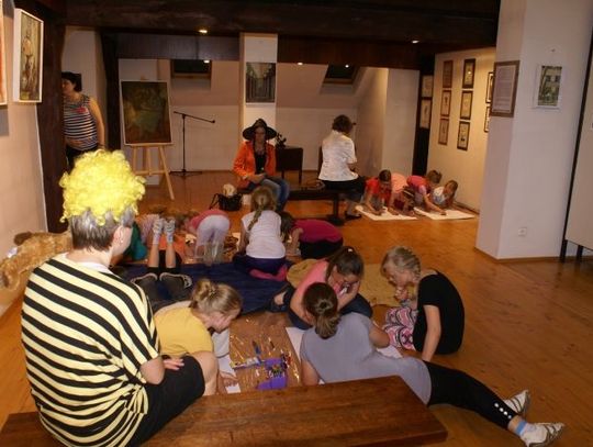 Noc w bibliotece - mrożąca krew w żyłach uczniów…