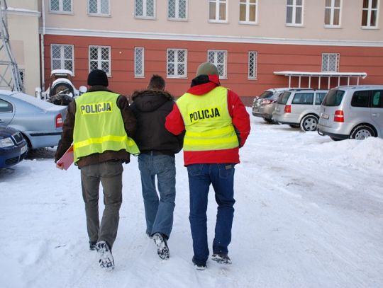 Nocna wyprawa z taczką