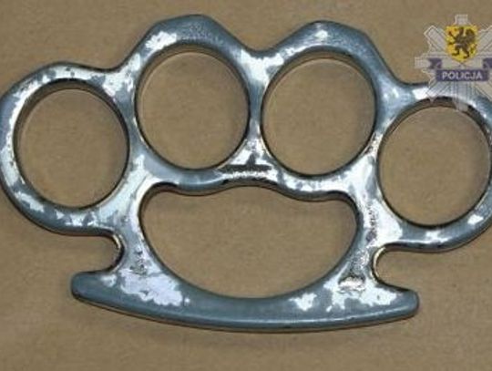 Nocny "spacer" - z kastetem po mieście