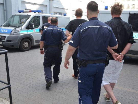 Norwegowie uszkodzili dwie taksówki w centrum Gdańska.