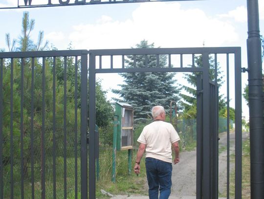 Nowe bramy utrudniają wejście niepełnosprawnym?
