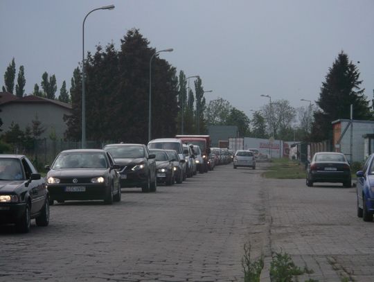 Nowe centrum i... korek od Gdańskiej przez Kwiatową do Malinowskiej
