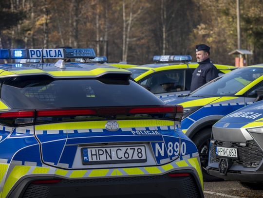 Nowe, ekologiczne radiowozy dla pomorskich policjantów