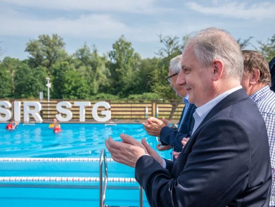 Nowy basen w Starogardzie Gdańskim otwarty. Pomogła dotacja RFIL 