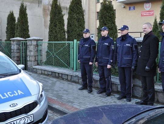 Nowy radiowóz dla policjantów ze Skarszew