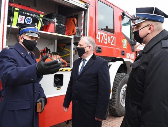 Nowy wóz dla OSP Łeba 