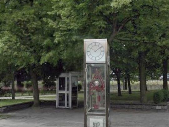 Nowy zegar w centrum miasta
