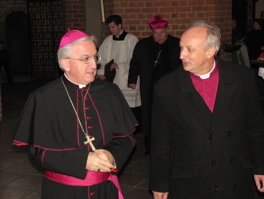 Nuncjusz Apostolski: idźcie drogami świętości. W 140. rocznicę urodzin bp Konstantyna Dominika 