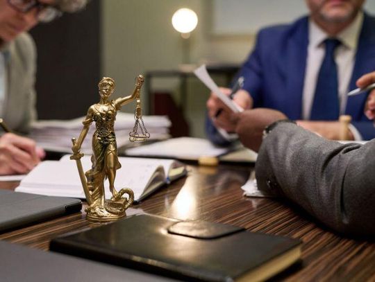 O co pyta sąd na rozwodzie? Wykaz najczęstszych pytań, przebieg przesłuchania i lista niezbędnych dokumentów