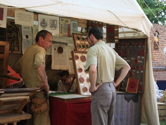 Oblężenie Malborka - kramy, kramiki i zabawy plebejskie - na początek