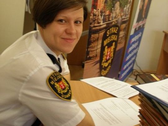 Od 1 marca starażnik może wlepiać więcej mandatów. Rozszerzony katalog wykroczeń