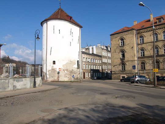 Odkrywaj miasto z Gdańskimi Miniaturami. Spacer z zagadkami szlakiem koloru białego