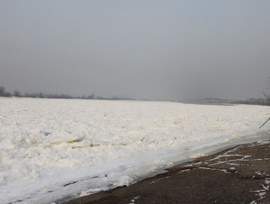 Odpowiedzą za fałszywy alarm. Narazili życie strażaków