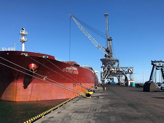 Ogromny masowiec Agia Trias gościł w Porcie w Gdańsku