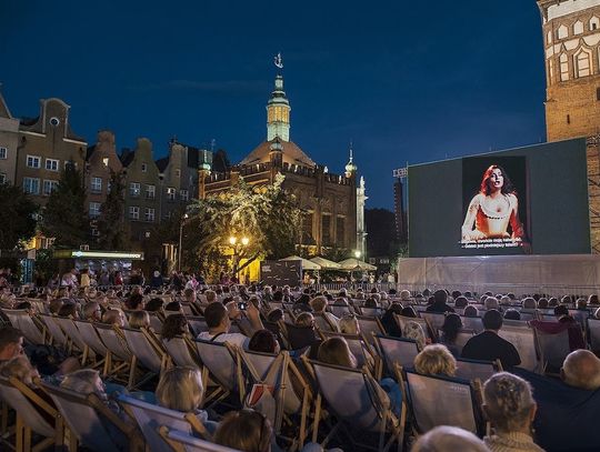 „Opera uwolniona”na gdańskich przedprożach oraz „Paria” na Targu Węglowym