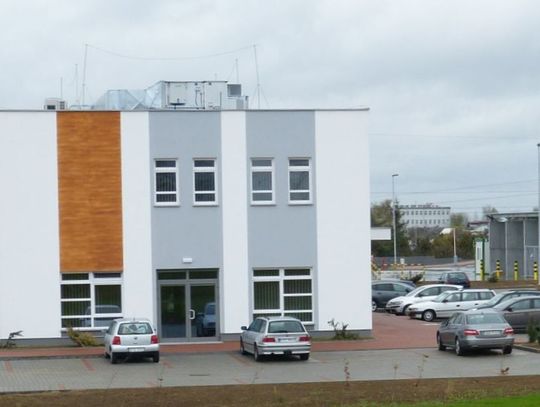 Organy ścigania wyjaśniają sprawę radnego. Wtargnął czy kulturalnie wszedł?