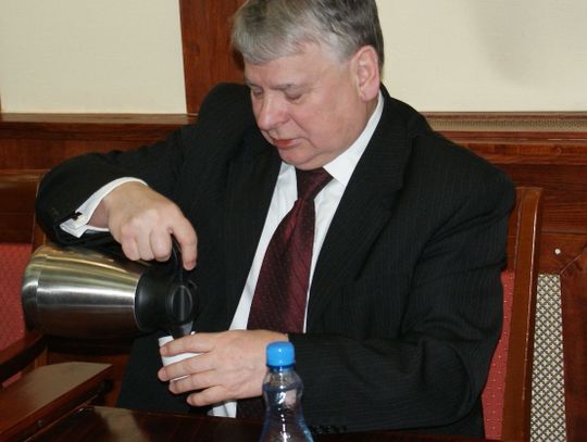 Oskarżenie Borusewicza &quot;zniewala swą nikczemnością&quot;