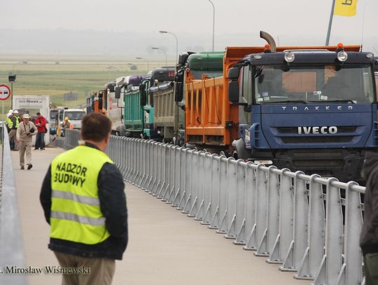 Ostatni test – 900 ton na moście