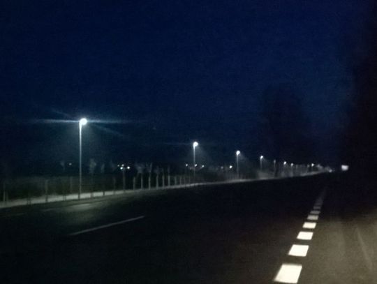 Oświetlenie uliczne w bez wyłączeń nocnych
