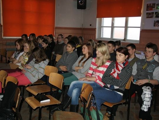 Paczki dla 230 najuboższych rodzin