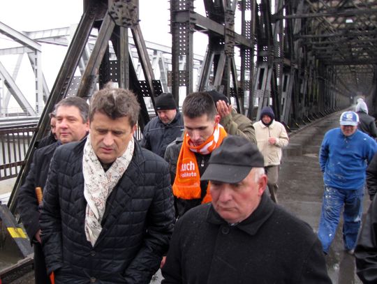 Palikot na moście, kukła ministra Nowaka w Wiśle