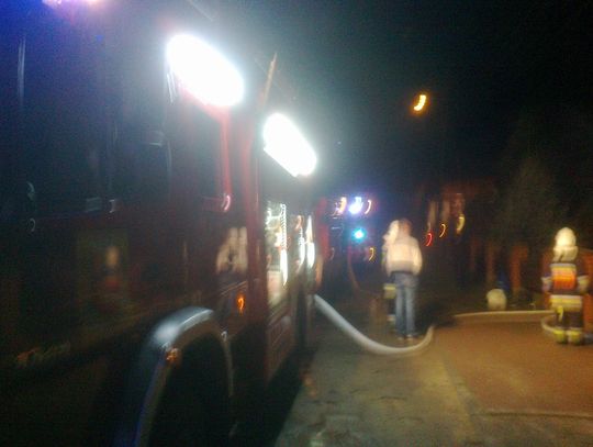 Palił się dom, gasiło go siedem zastępów straży pożarnej