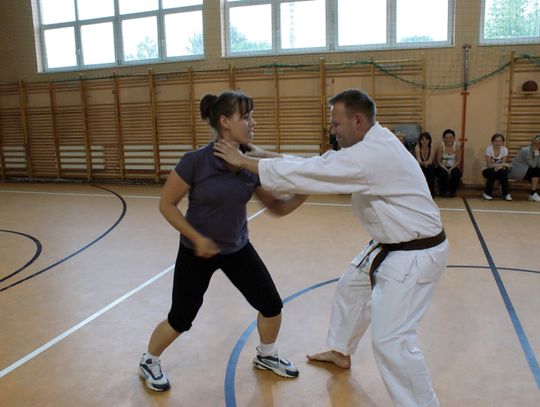 Panie uczyły się jak się bronić i jak ratować życie