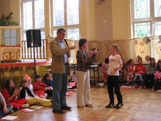 „Piątka” kibicuje biało-czerwonym