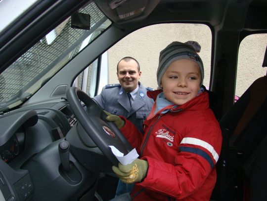 Pierwszaki u policjantów