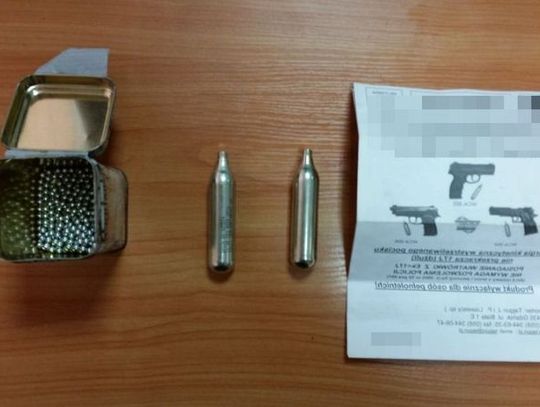 Pijany strzelił z wiatrówki do kolegi