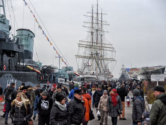 Piknik na okrągłą „setkę” marynarki