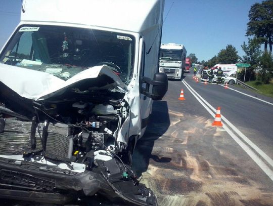 PILNE. Fatalne zderzenie na "jedynce" Subkowach. Dziecko zabrane do szpitala