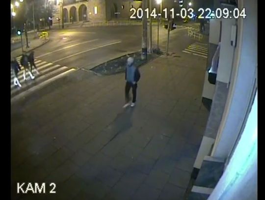 PILNE. Nowy film z nożownikiem? Pomóż zidentyfikować sprawcę ataku na nastolatkę