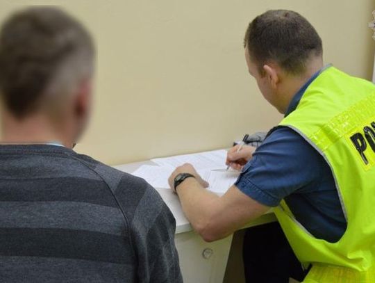 PILNE! Zatrzymany za napad na sklep! Groził nożem ekspedientce